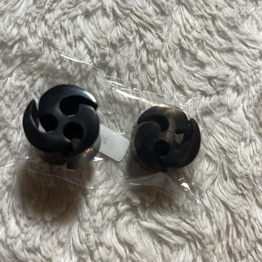 Squirrel, squirrel plugs, plastic multiple sizes available NEW